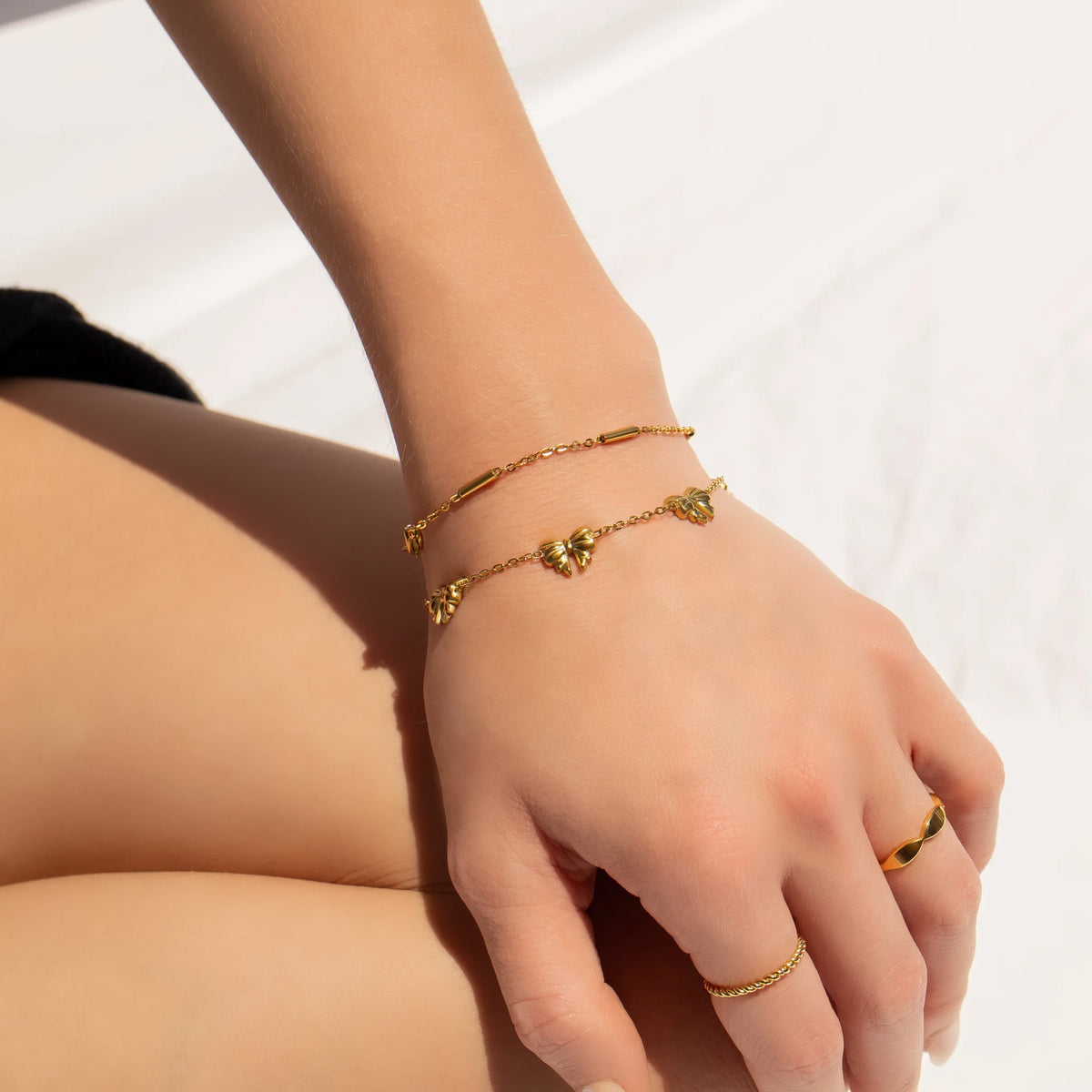 18K Gold PVD Stainless Steel Satellite Bar Chain Bracelet / BRJ1067