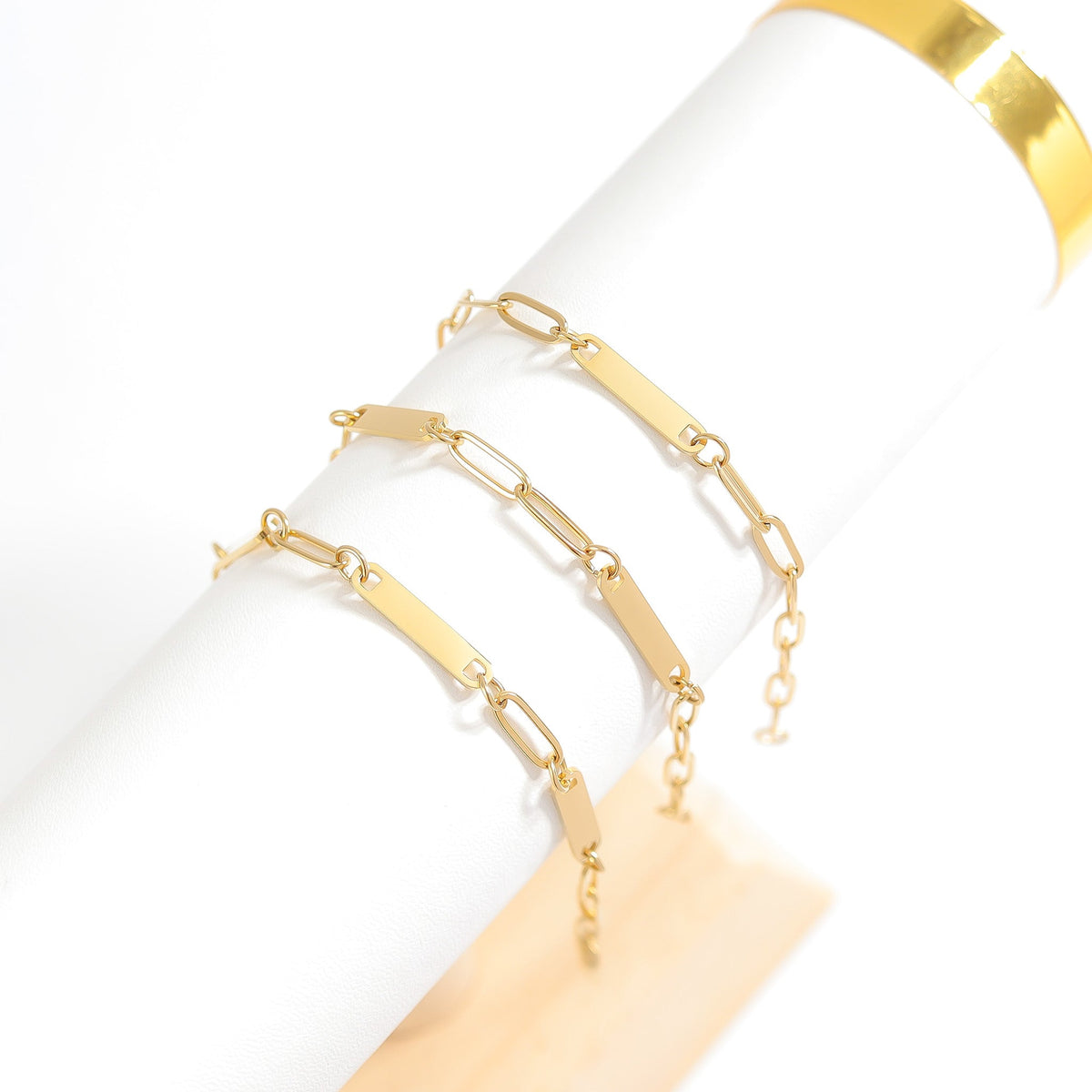18K Gold PVD Stainless Steel Engravable Paperclip 2 Bar Bracelet / SBB0314