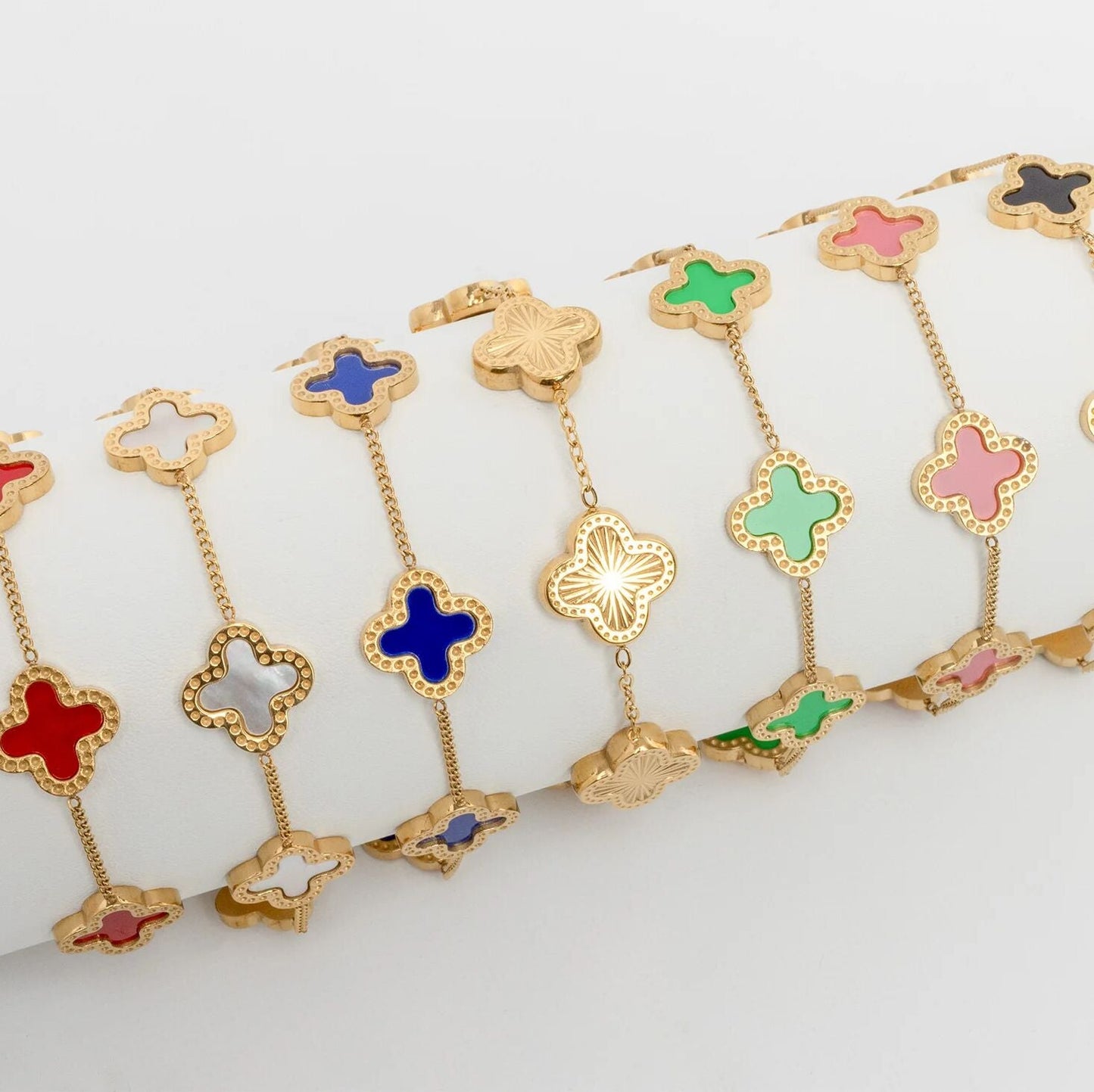 18K Gold PVD Stainless Steel Lucky Clover Charm Bracelet / BRJ1008