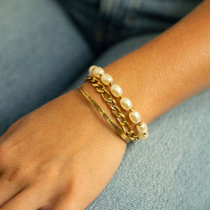 18K Gold PVD 8mm Kiska Glass Pearl Beaded Stretch Bracelet / BRJ1082
