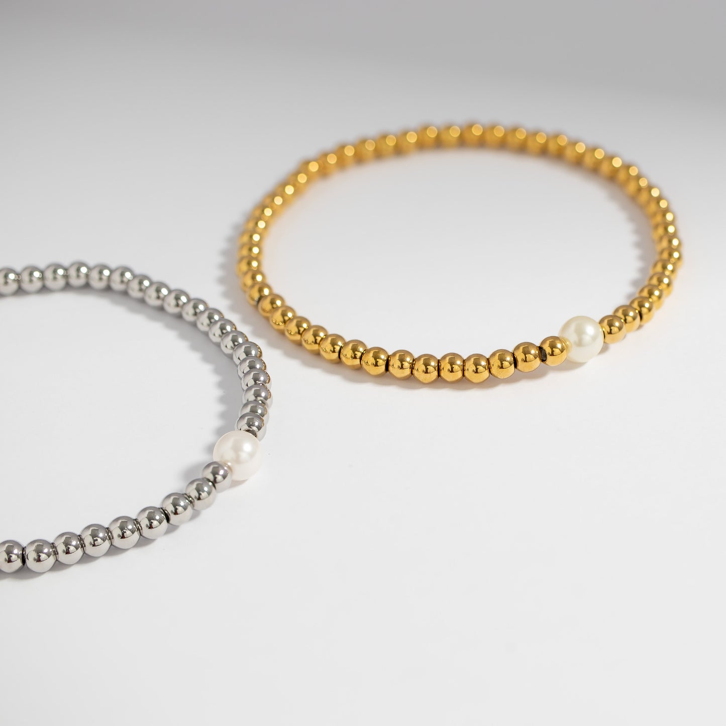 18K Gold PVD Stainless Steel Stretch Bracelet with Pearl / BRJ1071