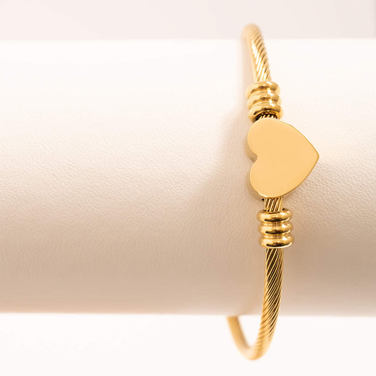 18K Gold PVD Stainless Steel Engraveable Heart Cuff Bracelet / BRJ1077