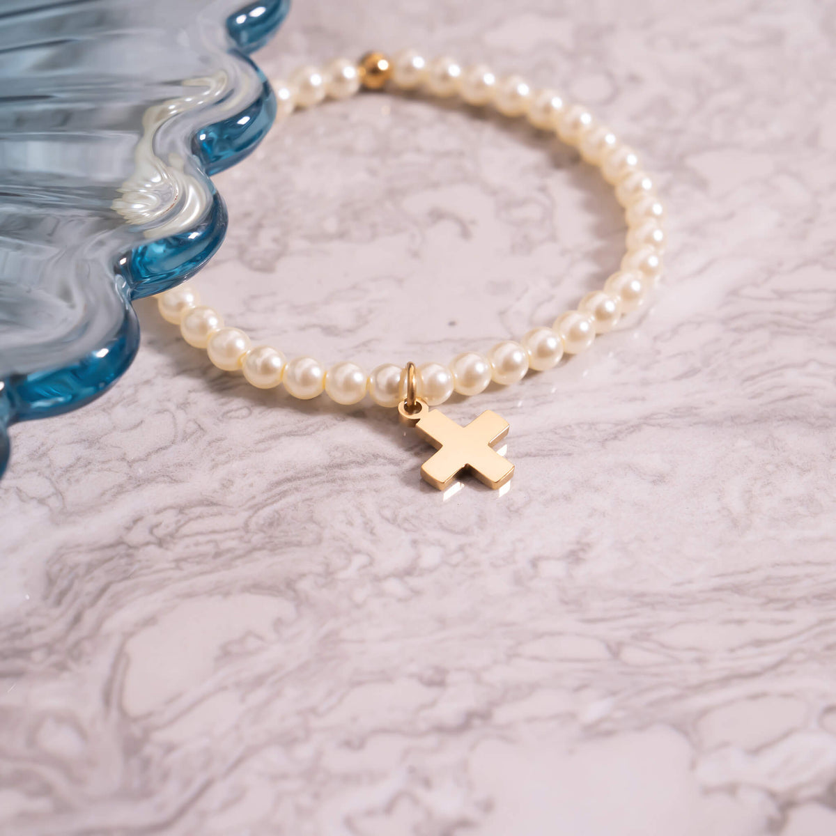 18K Gold PVD Stainless Steel Pearl Beaded Bracelet with Cross / BRJ1100