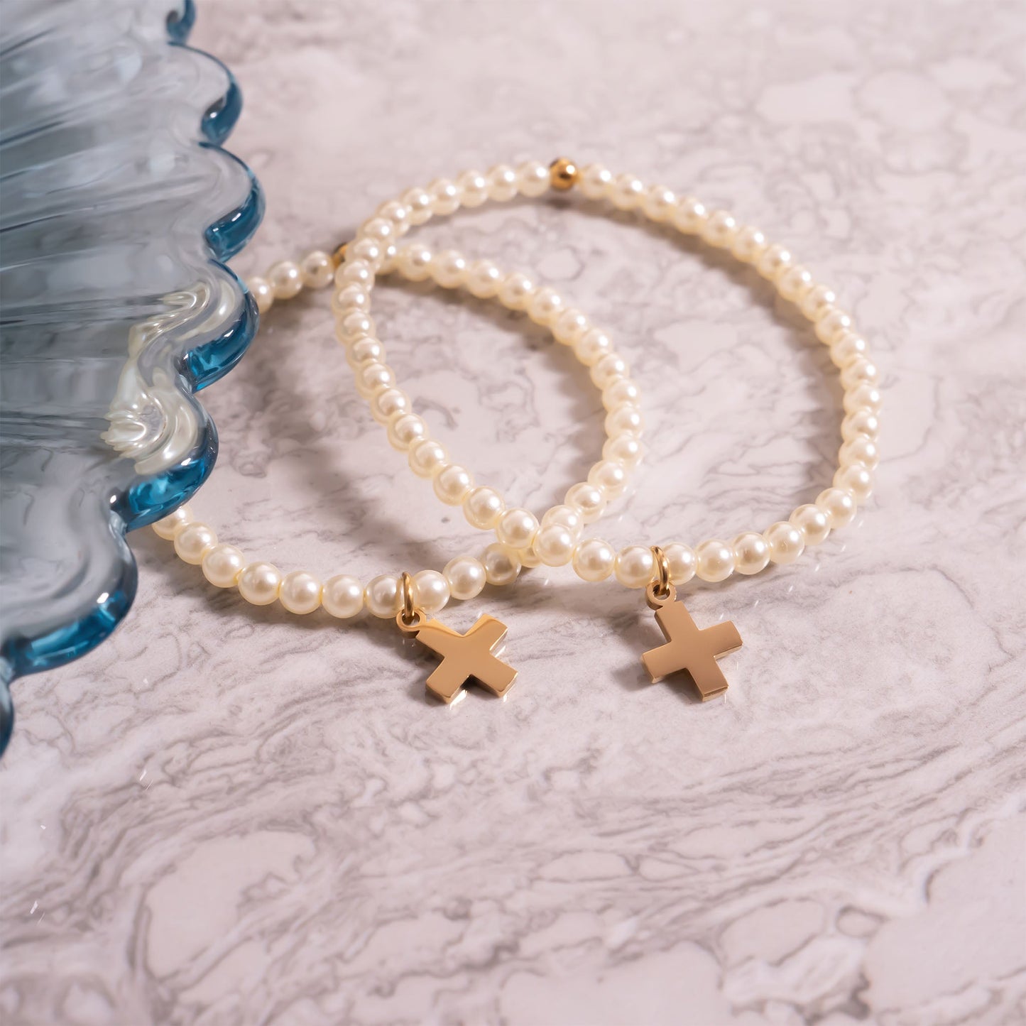 18K Gold PVD Stainless Steel Pearl Beaded Bracelet with Cross / BRJ1101