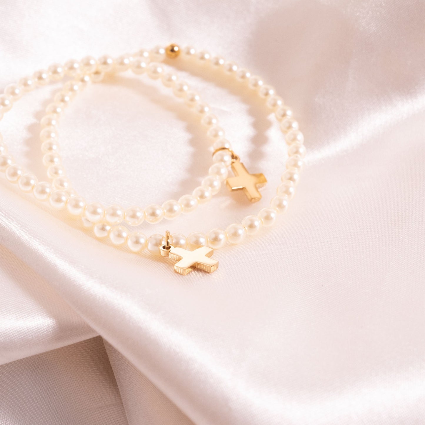 18K Gold PVD Stainless Steel Pearl Beaded Bracelet with Cross / BRJ1101