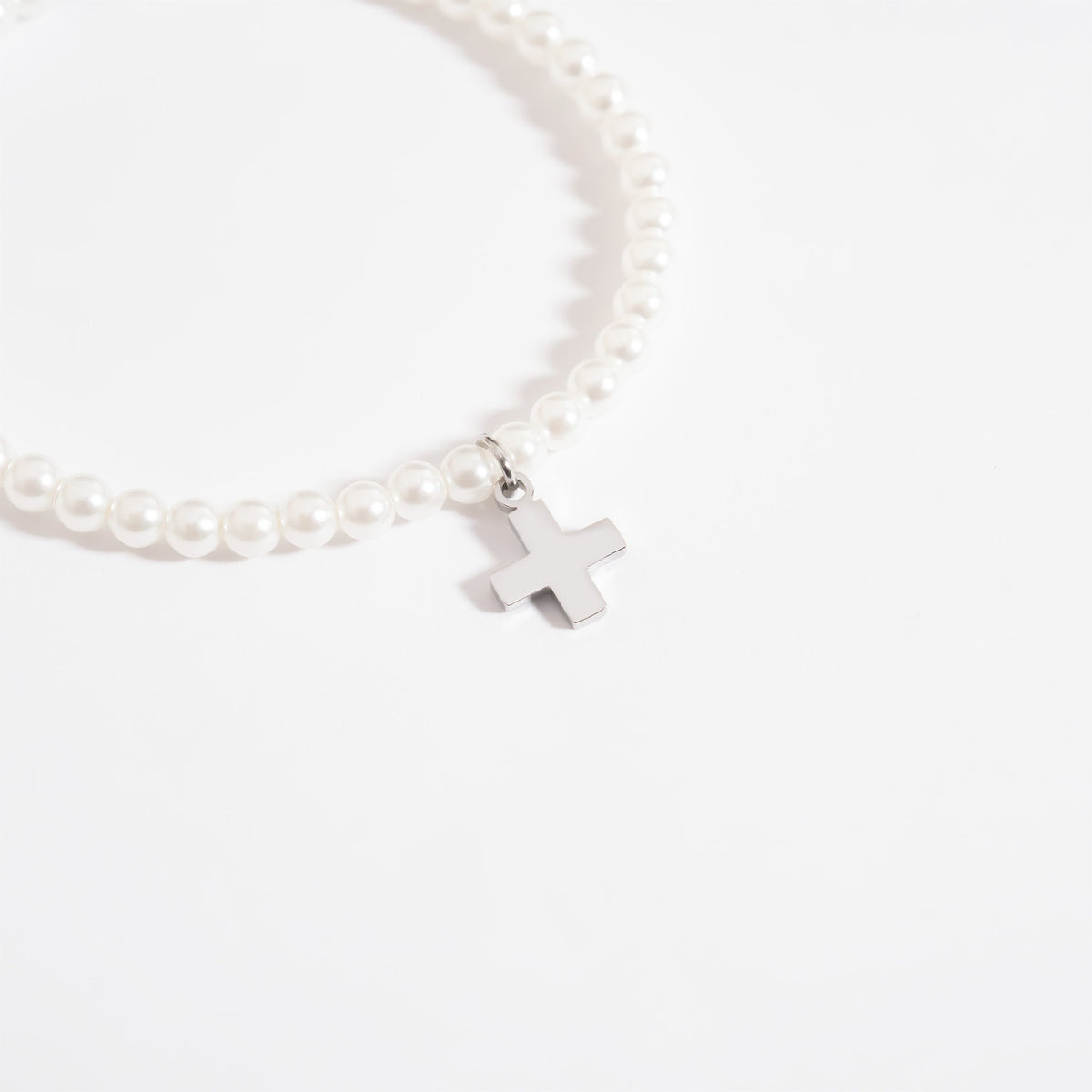 18K Gold PVD Stainless Steel Pearl Beaded Bracelet with Cross / BRJ1101