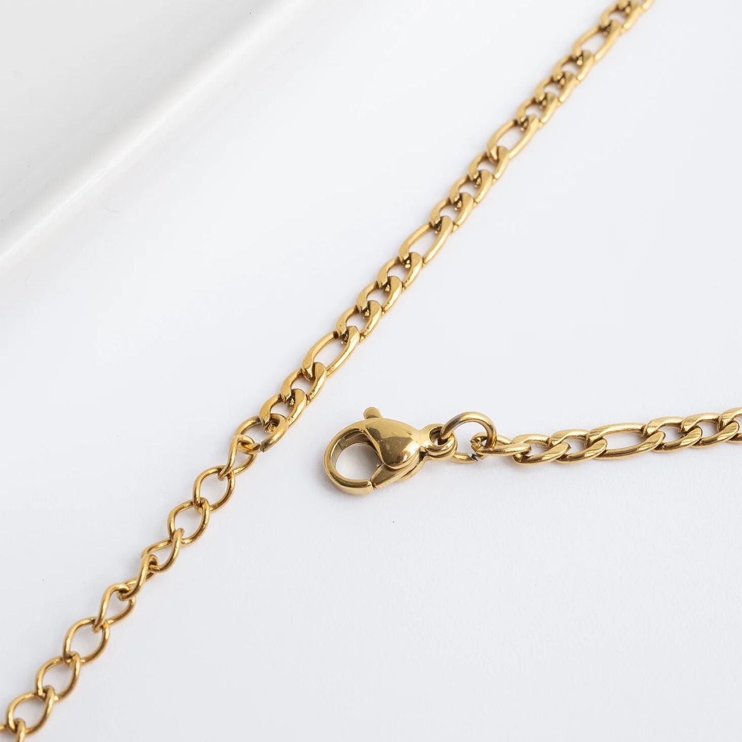 18K Gold PVD Stainless Steel Figaro Chain Bracelet or Anklet / BRJ9097