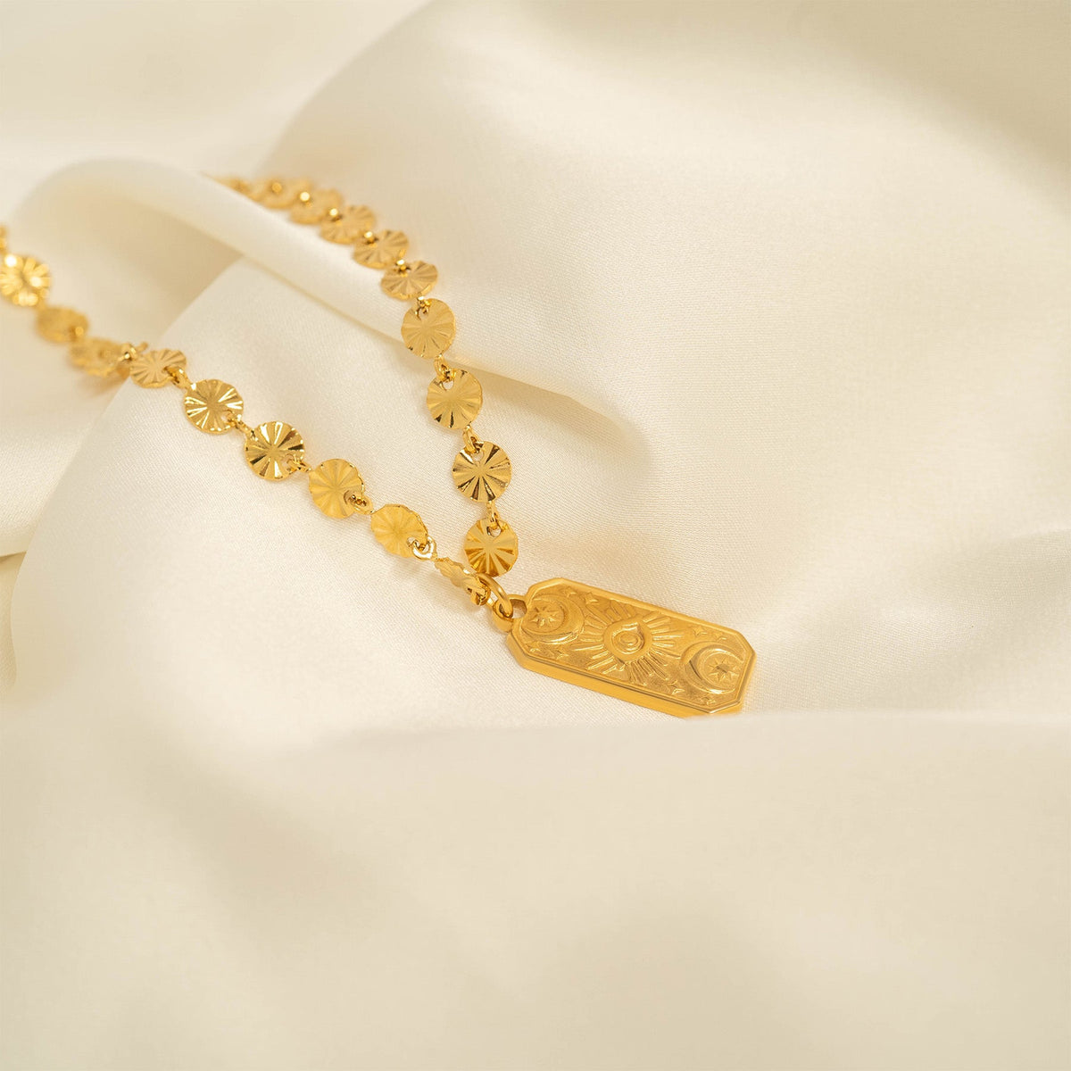 18K Gold PVD Stainless Steel Sunburst Chain Necklace / CHN0099