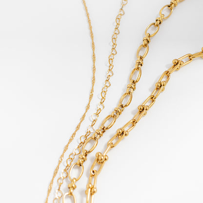 18K Gold PVD Stainless Steel Circle Charm Chain Necklace / CHN0104