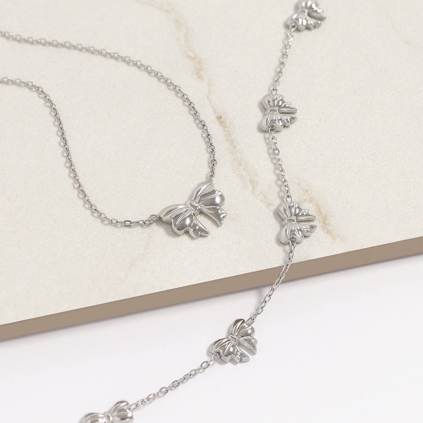 18K Gold PVD Stainless Steel Bow Pendant Necklace / CHN0106