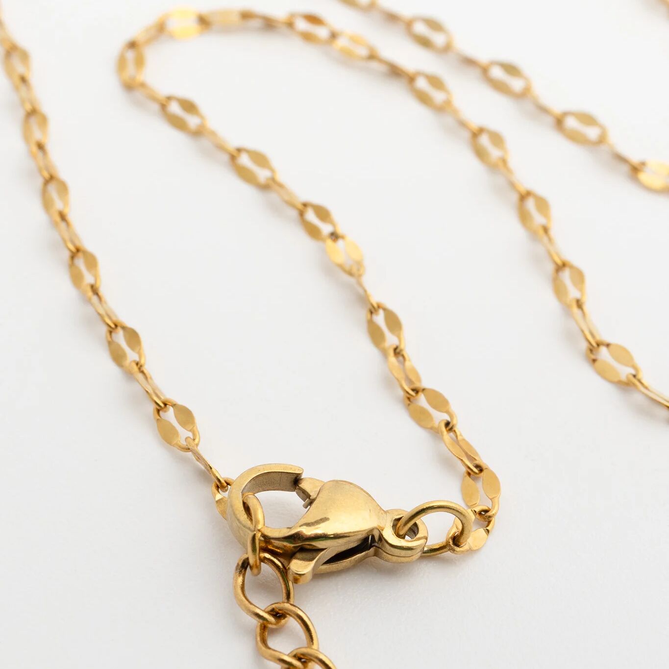 18K Gold PVD Stainless Steel Lip Belly Chain / CHN0118