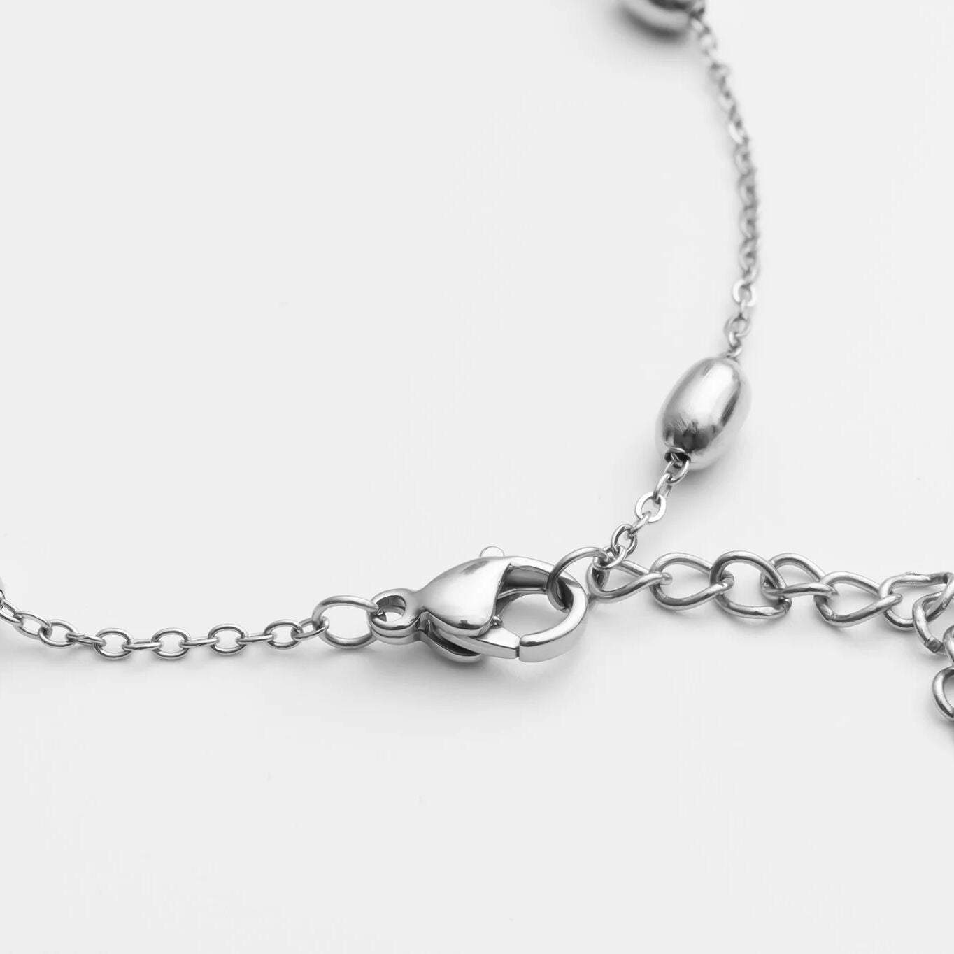 18K Gold PVD Stainless Steel Statement Bead Hand Chain / CHN0124