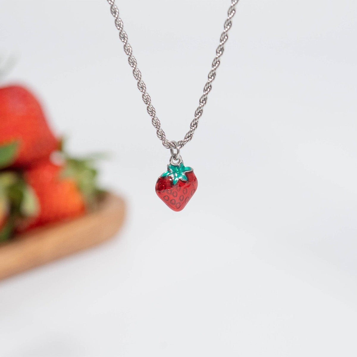 18K Gold PVD Stainless Steel Epoxy Strawberry Charm / PDL0280