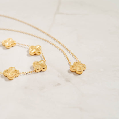 18K Gold PVD Stainless Steel Lucky Clover Charm Bracelet / BRJ1008