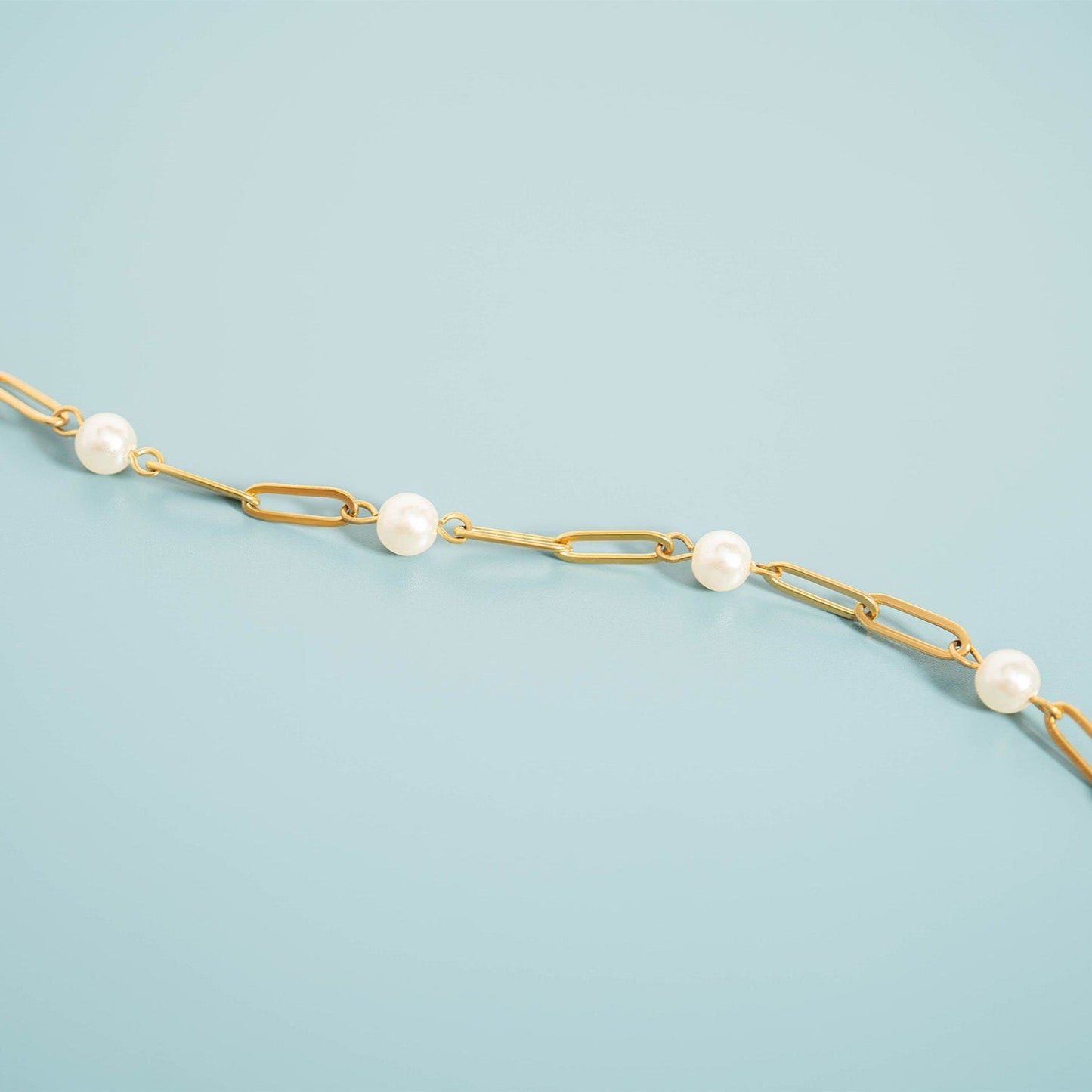 18K Gold PVD Stainless Steel Station Pearl Paperclip Bracelet / BRJ1023