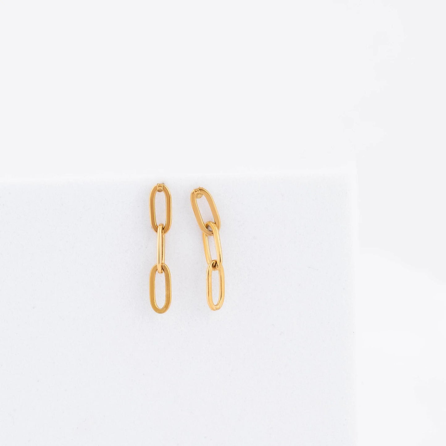 18K Gold PVD Stainless Steel Paperclip Earrings / ERJ0002