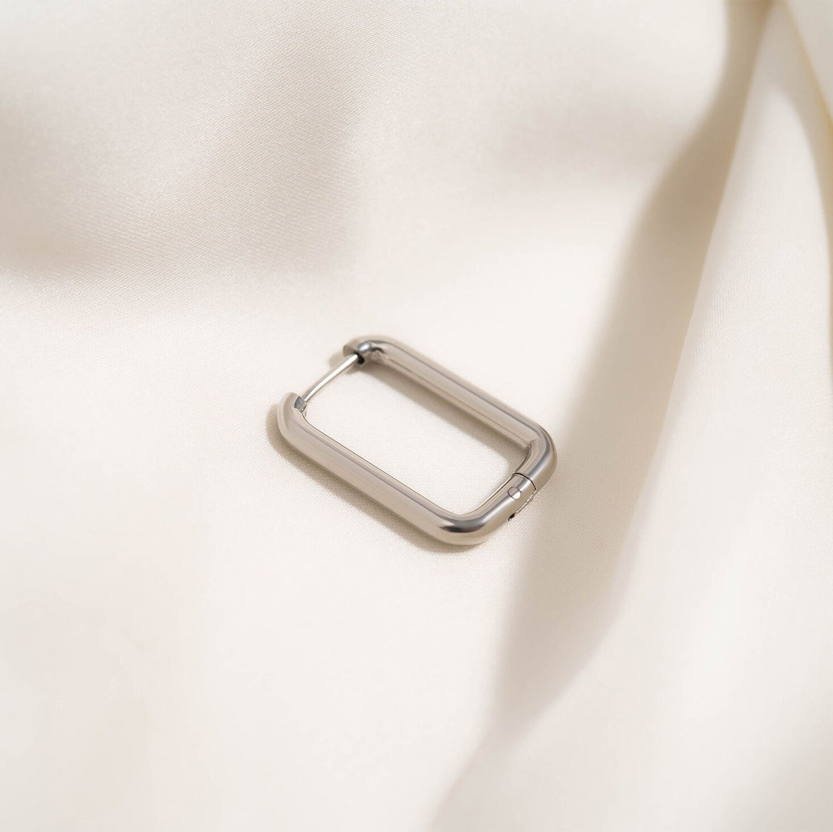 18K Gold PVD Stainless Steel Rounded Rectangle Huggie Earrings / ERJ0005