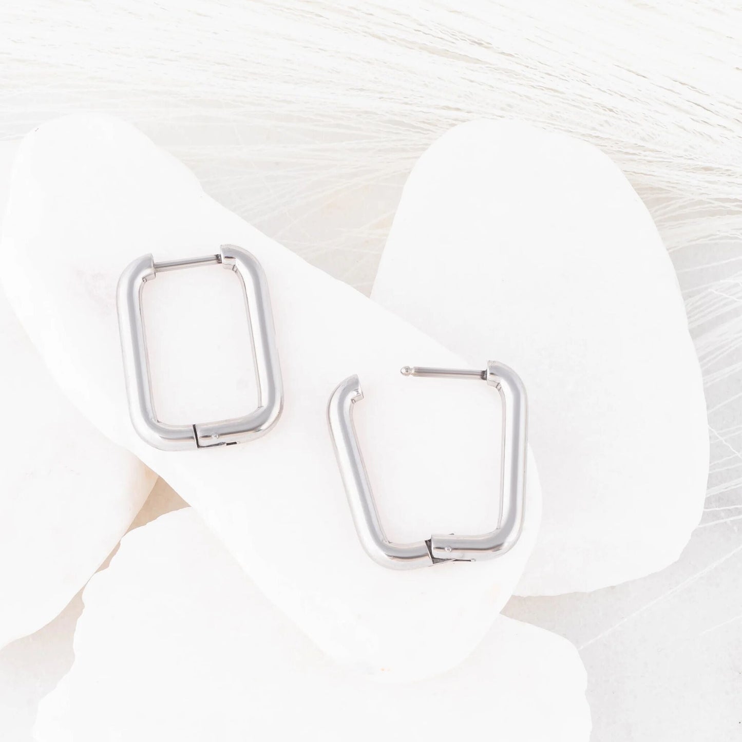 18K Gold PVD Stainless Steel Rounded Rectangle Huggie Earrings / ERJ0005