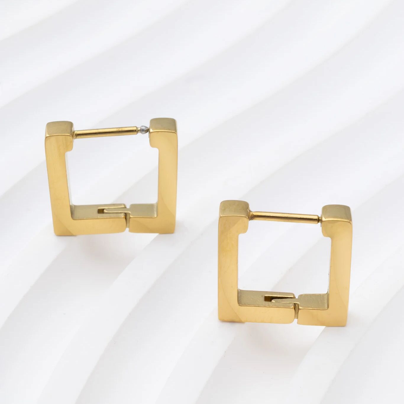 18K Gold PVD Stainless Steel Square Huggie Earrings / ERJ0011
