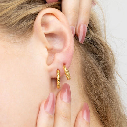 18K Gold PVD Stainless Steel Textured Huggie Hoop Earrings / ERJ0012