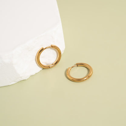 18K Gold PVD Stainless Steel Circle Huggie Hoop Earrings / ERJ0022