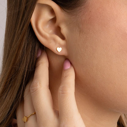 18K Gold PVD Stainless Steel Heart Stud Earrings / ERJ0056