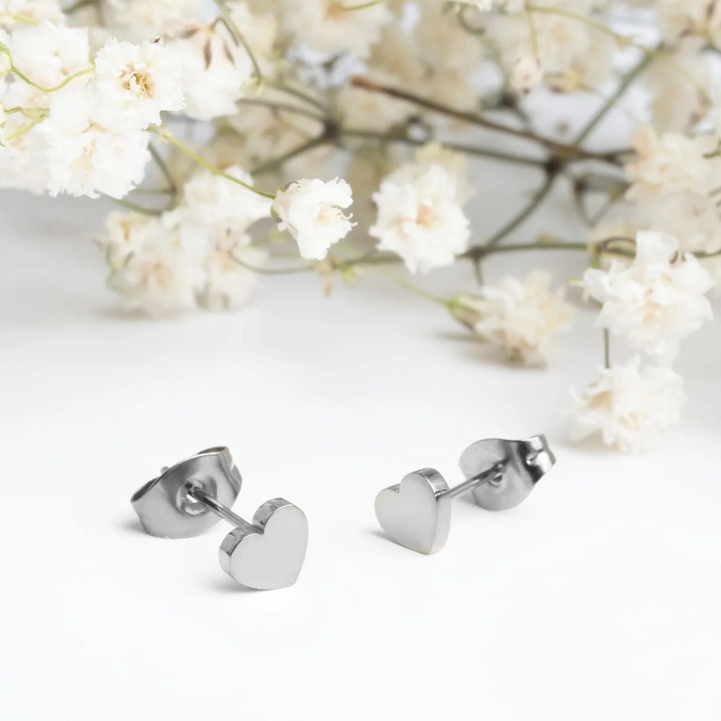 18K Gold PVD Stainless Steel Heart Stud Earrings / ERJ0056
