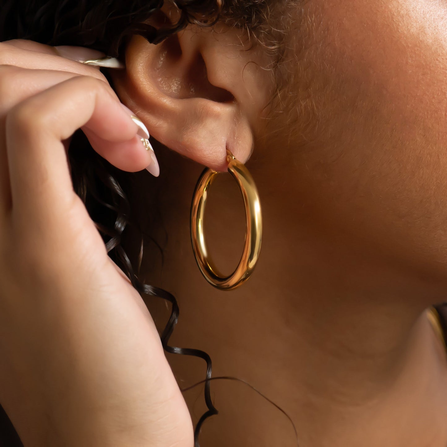 18K Gold PVD Stainless Steel Chunky Hoop Earring / ERJ0103