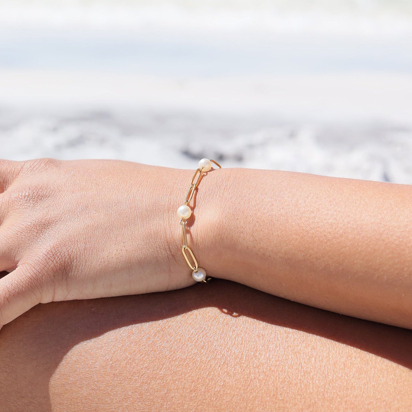 18K Gold PVD Stainless Steel Station Pearl Paperclip Bracelet / BRJ1023