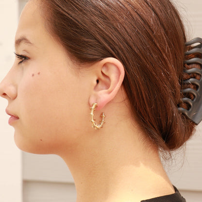 18K Gold PVD Stainless Steel Wired Statement Hoop Earrings / ERJ0019