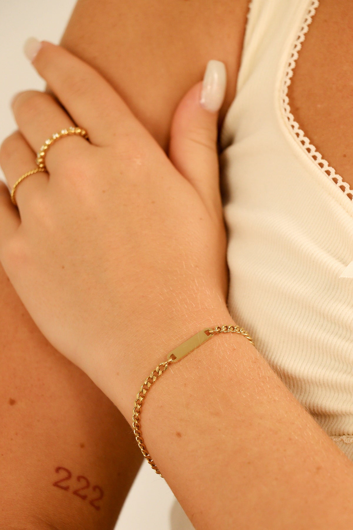 18K Gold PVD Stainless Steel Engravable Curb Chain Bar Bracelet / SBB0339