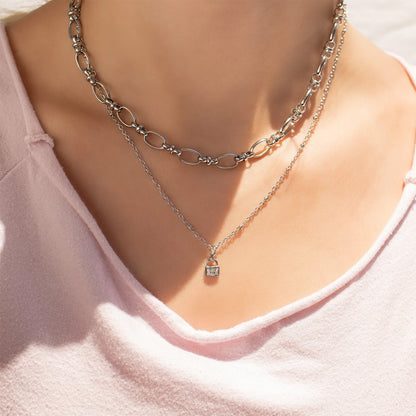 18K Gold PVD Stainless Steel Circle Charm Chain Necklace / CHN0104