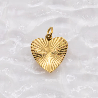 18K Gold PVD Stainless Steel Sunburst Heart Charm / PDL0294