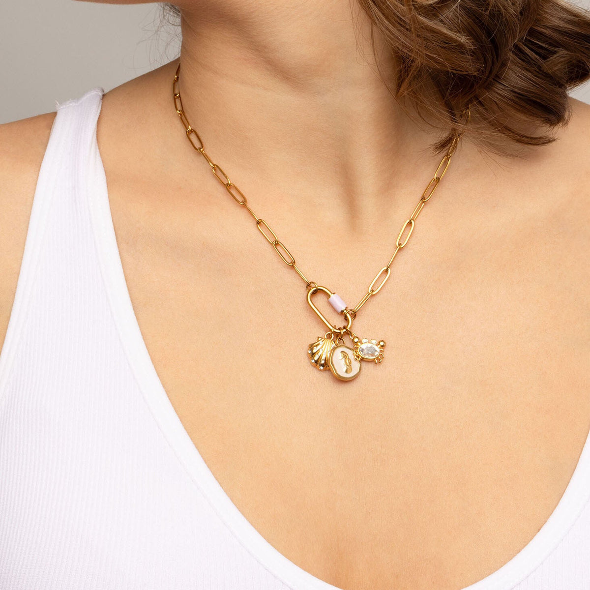 18K Gold PVD Stainless Steel Shell with Stones Charm / PDL0355