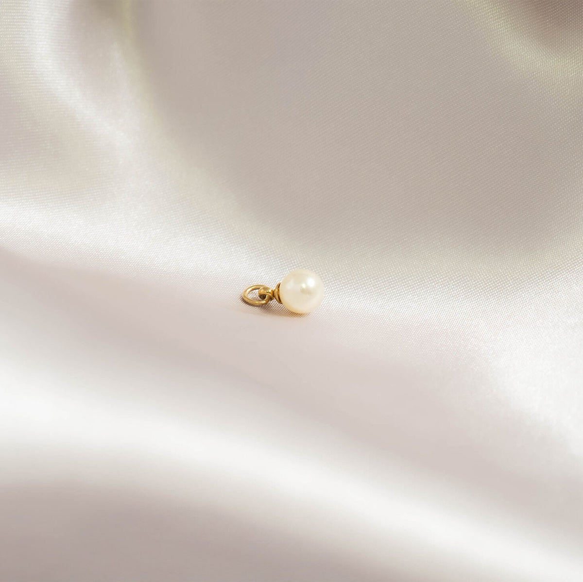 Glass Pearl Charms / SBB0340
