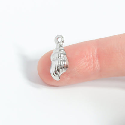 18K Gold PVD Stainless Steel Seashell Charm / PDL0190