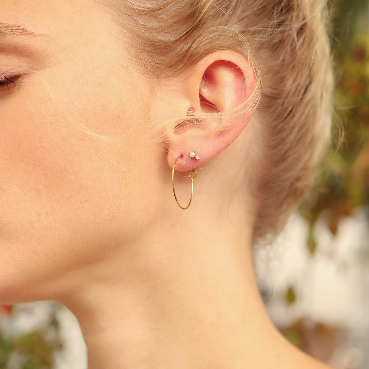 18K Gold PVD Stainless Steel Wire Hoop Earrings / ERJ0044
